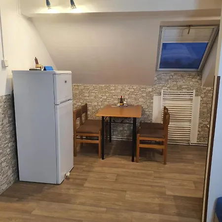 Apartman U Zvonicky 45 Srch